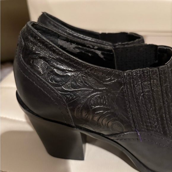 ANTONIO MELANI Black Ankle Boots - Picture 5 of 10